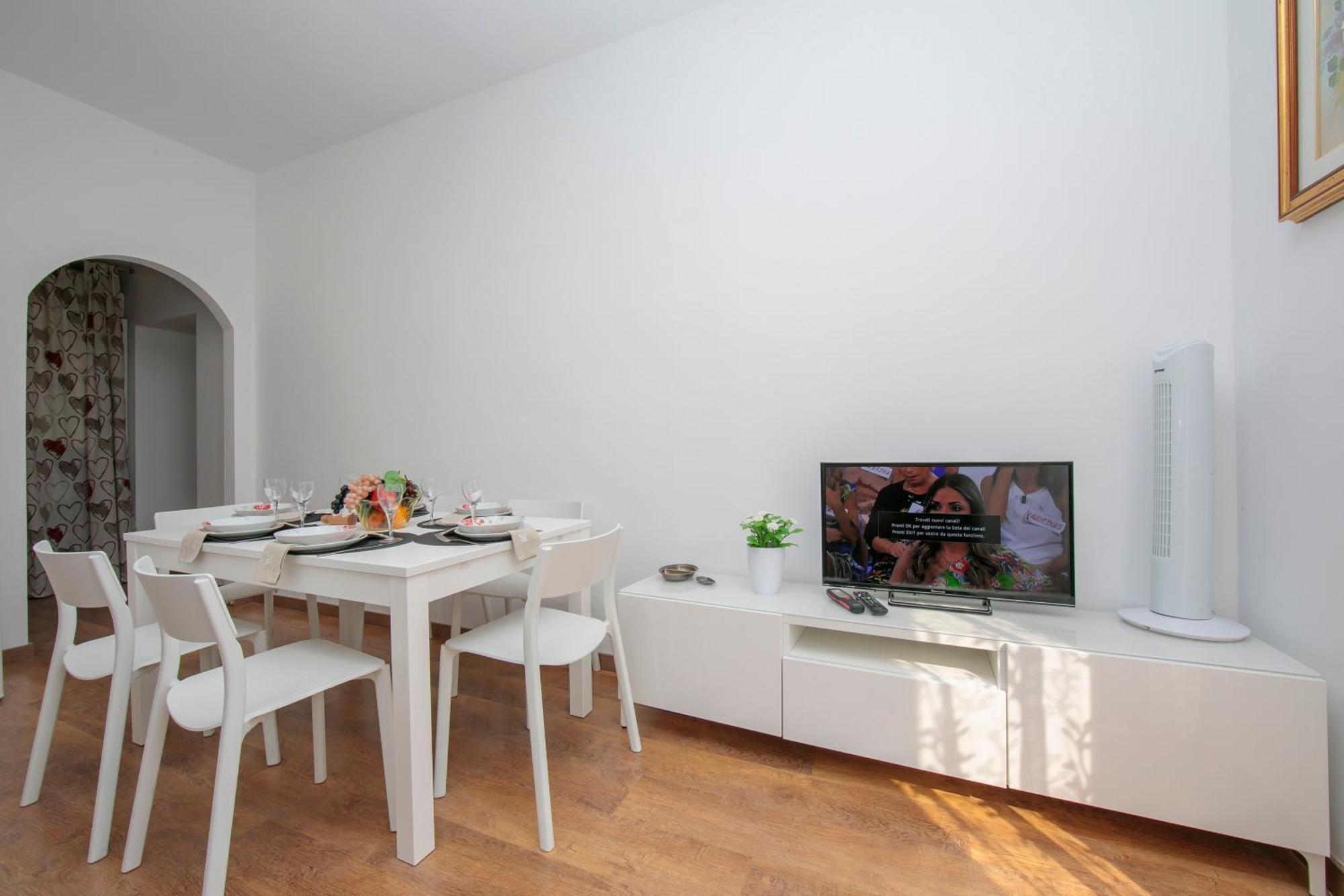 Residenza Rocca Del Lago - Happy Rentals Riva del Garda Ngoại thất bức ảnh