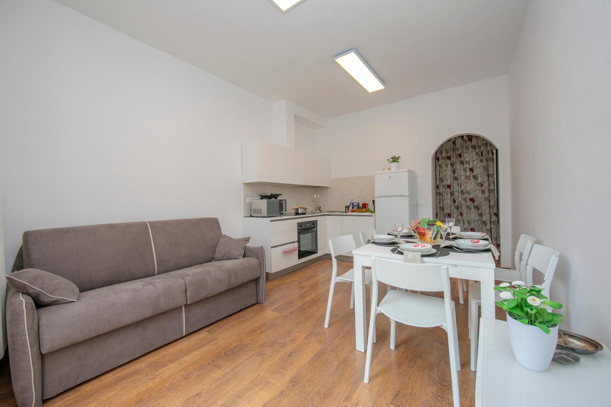 Residenza Rocca Del Lago - Happy Rentals Riva del Garda Ngoại thất bức ảnh